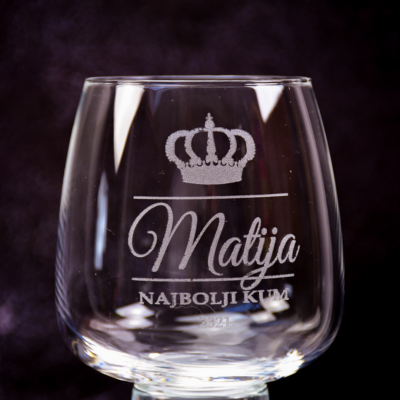 Personalizirana Čaša za Viski - 1 - Iznenadite svoje najdraže s elegantnom čašom za viski s personalizacijom. marka čaše Leon