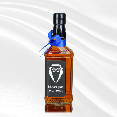 Personalizirani Jack Daniel's za Kumstvo - 2 - Personalizirani Jack Daniel's s pitanjem za kumstvo - autentičan poklon koji će Personalizirani Jack Daniel's za Kumstvo - 2 - Personalizirani Jack Daniel's s pitanjem za kumstvo - autentičan poklon koji će