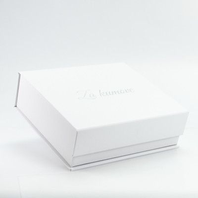Poklon Box "Hvala Kumovi!" BlaMar - 3 - Elegantna bijela poklon kutija "Hvala kumovi!" s personaliziranim okvirom i svijećom. O Poklon Box "Hvala Kumovi!" BlaMar - 3 - Elegantna bijela poklon kutija "Hvala kumovi!" s personaliziranim okvirom i svijećom. O