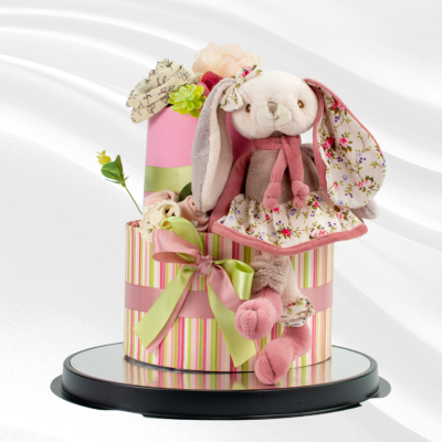 Torta od pelena - zečica Bibi BlaMar - 1 - Oduševite novopečene roditelje s luksuznom tortom od pelena - Zečicom Bibi! Ručno